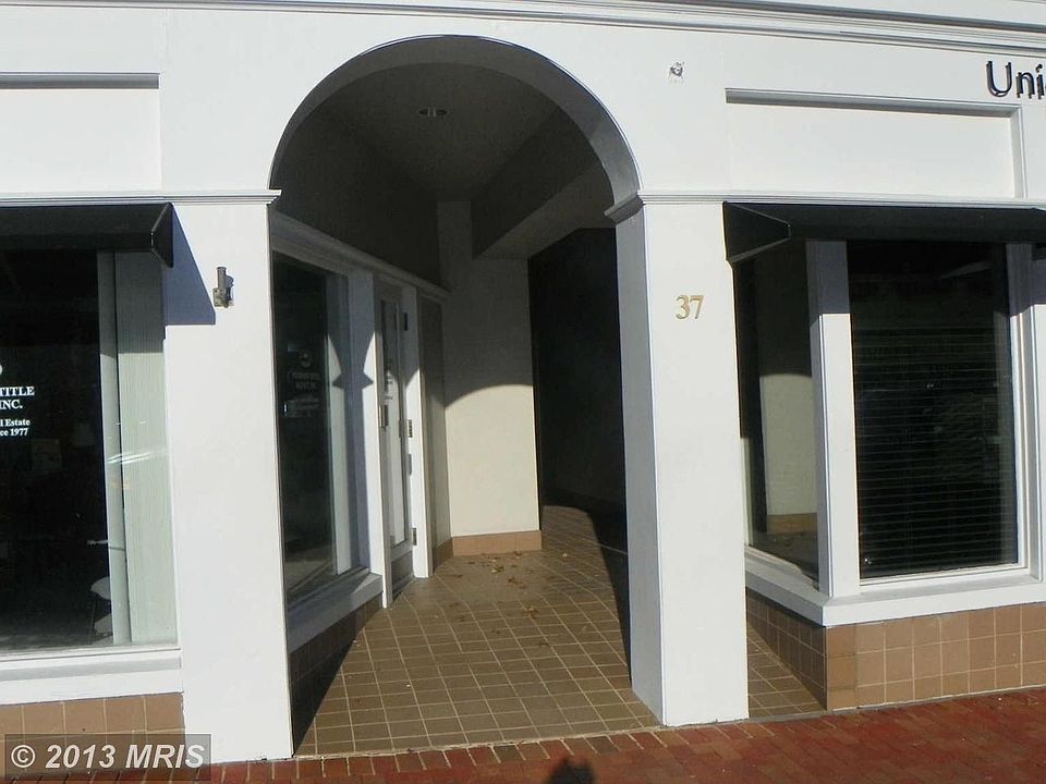 1st image of 37 Main St Ste 203