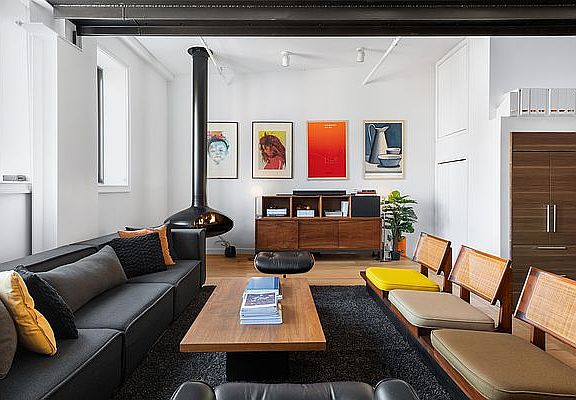 3rd image of 120 Boerum Pl Penthouse E