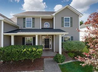 2100 Bluebonnet Ln, Matthews, NC 28104