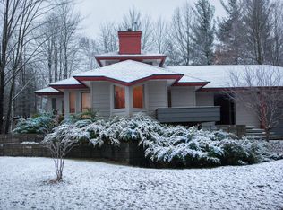 1940 S Badour Rd, Midland, MI 48640