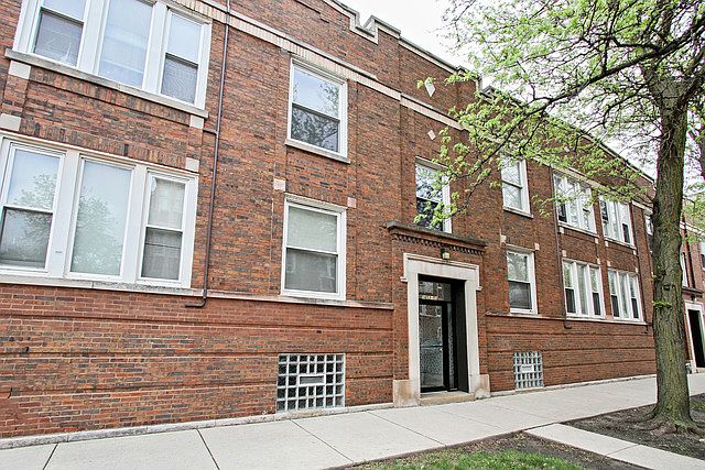 1st image of 1653 E 72nd St #1