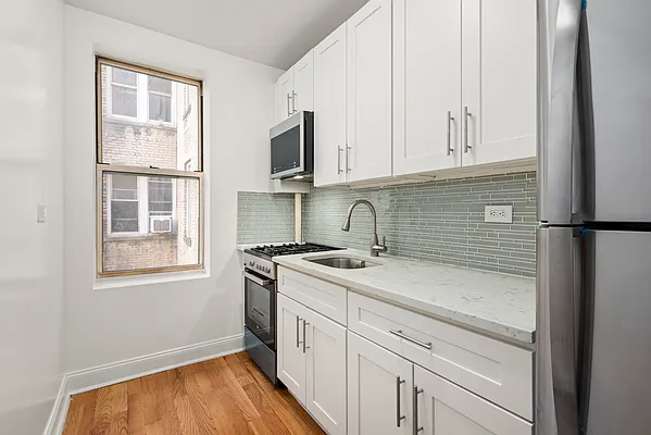 Rented by Compass | media 2