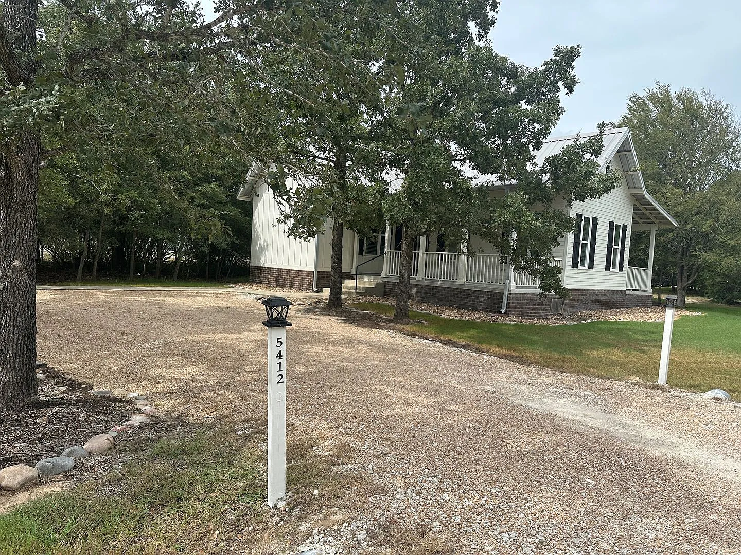 College Station (Karnes City Cottages) - 2 Bedroom - 2 Bath - House - West of Easterwood Airport — Photo 3