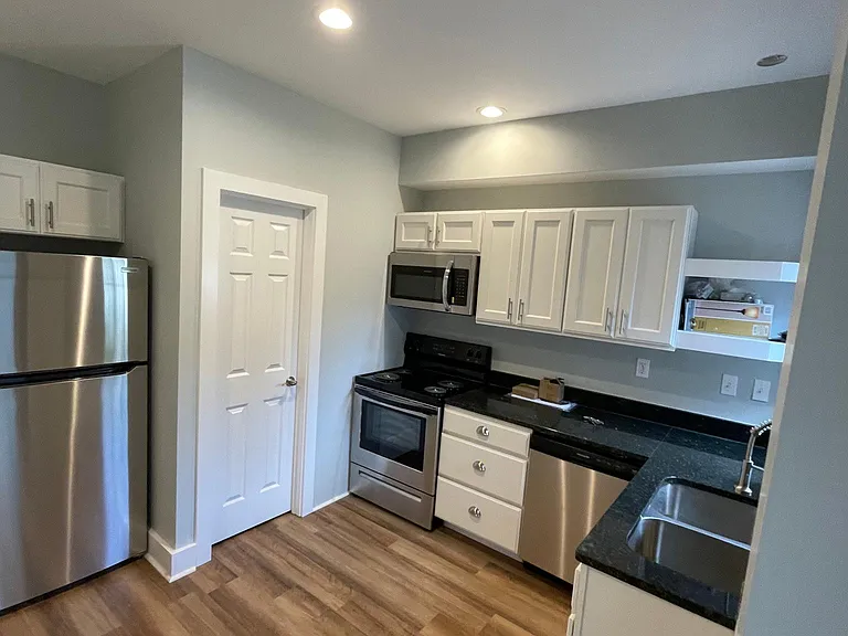 480 S Princeton Ave #484 — Photo 16