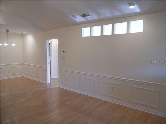 3rd image of 1000 W Horatio St APT 309