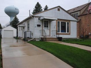 1955 S 83rd St, West Allis, WI 53219