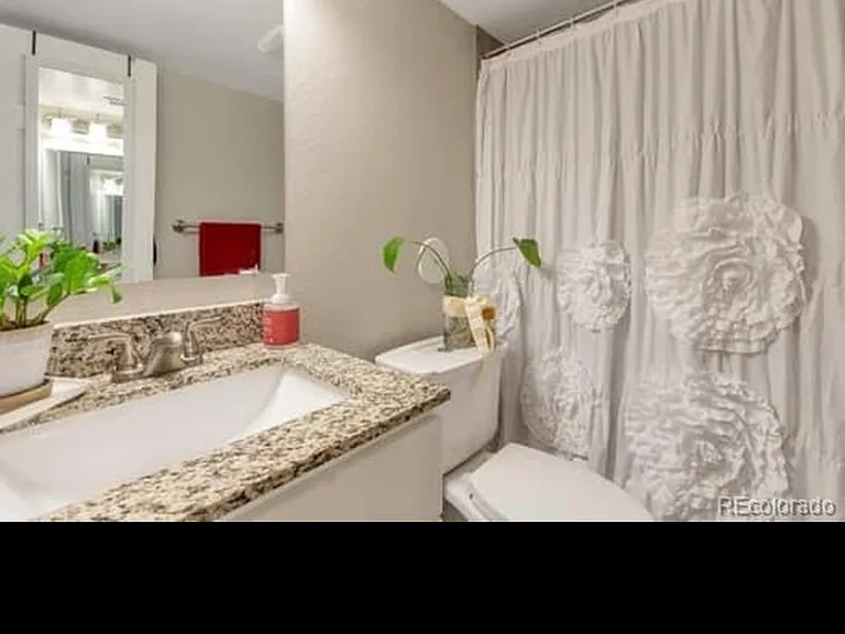2211 Sable Blvd #704 — Photo 8