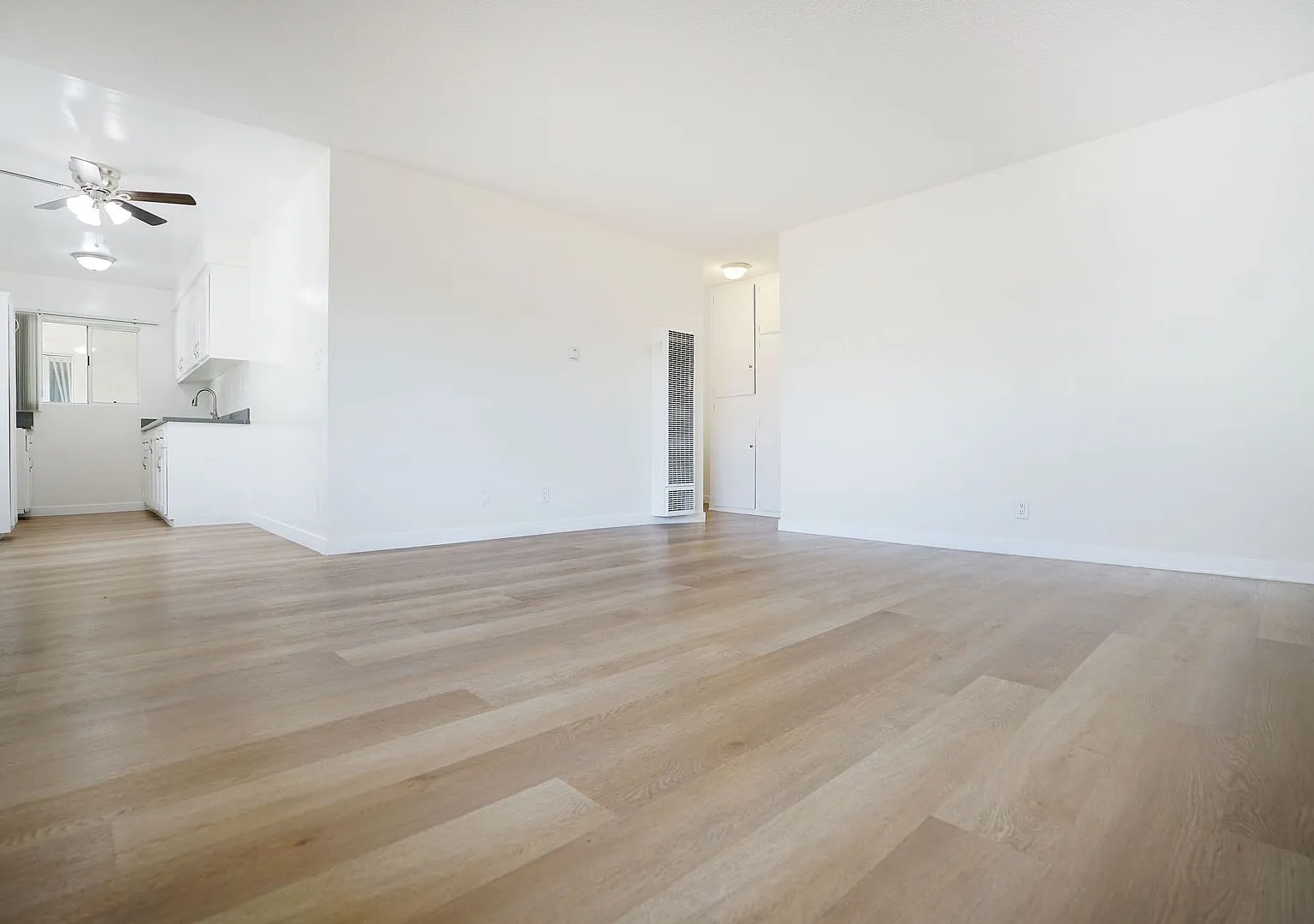 Acacia Ave 11941 (Concordia Apts) — Photo 1