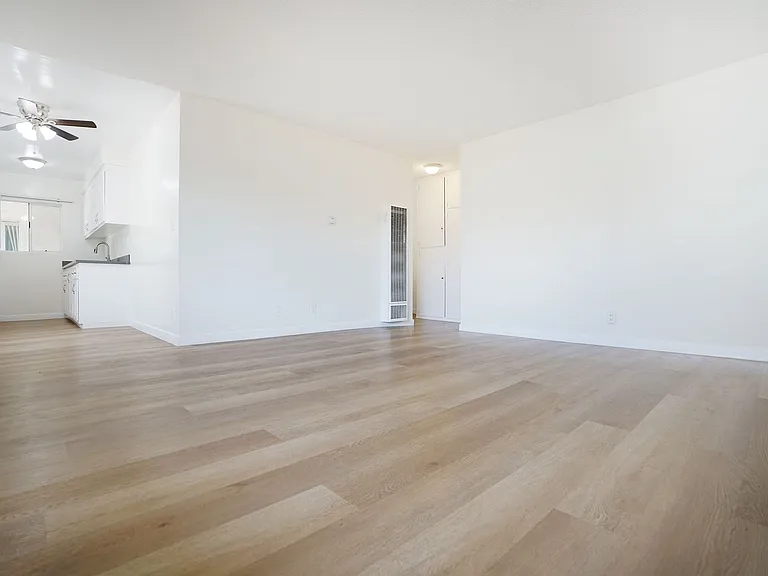 Acacia Ave 11941 (Concordia Apts) — Photo 1