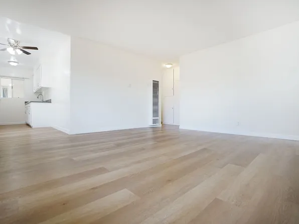 Acacia Ave 11941 (Concordia Apts)