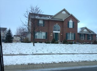 2209 Appleblossom Dr, Miamisburg, OH 45342