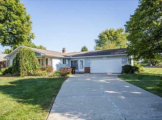 2630 W Choctaw Dr, London, OH 43140