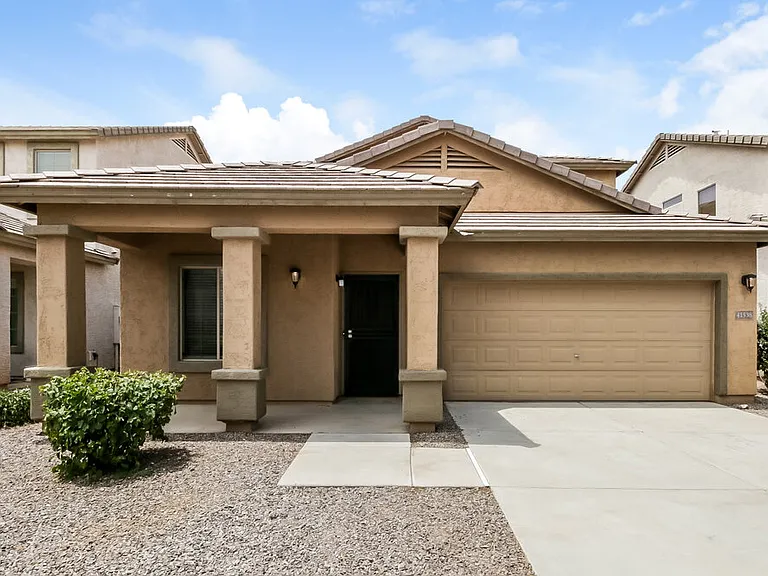 41538 N Salix Dr — Photo 1