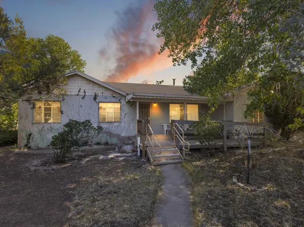 825 Cannon Rd, Belen, NM 87002