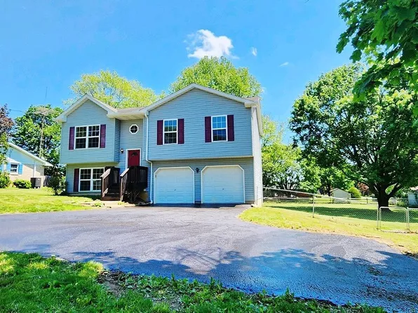 1412 Walnut Bottom Rd, Carlisle, PA 17015