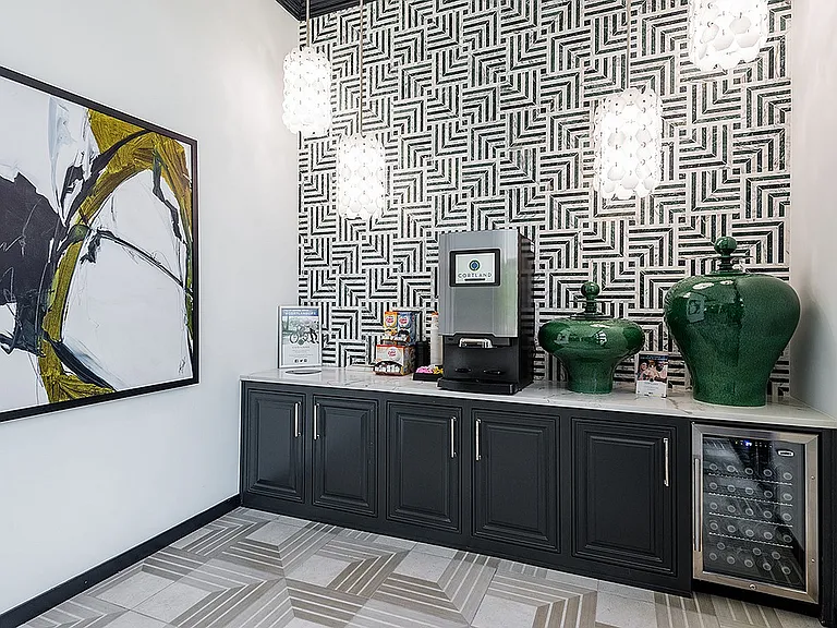 Walnut Hill Las Colinas — Photo 21