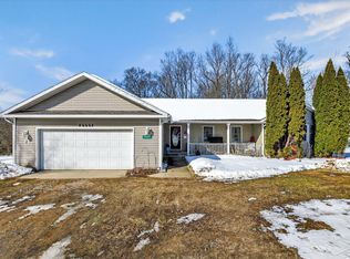 46664 County Road 374, Paw Paw, MI