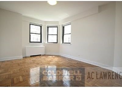 2nd image of 200 E 71st St APT 12L