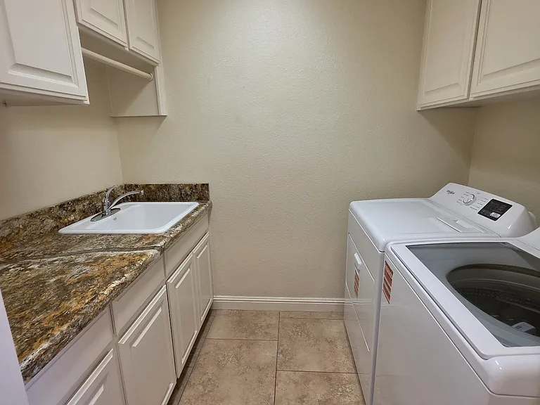 1533 Brookdale Way — Photo 13