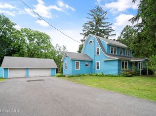 219 Menands Rd, Loudonville, NY 12211