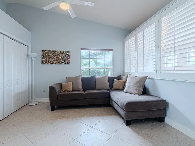 6015 Pinnacle Ln #5 — Photo 5