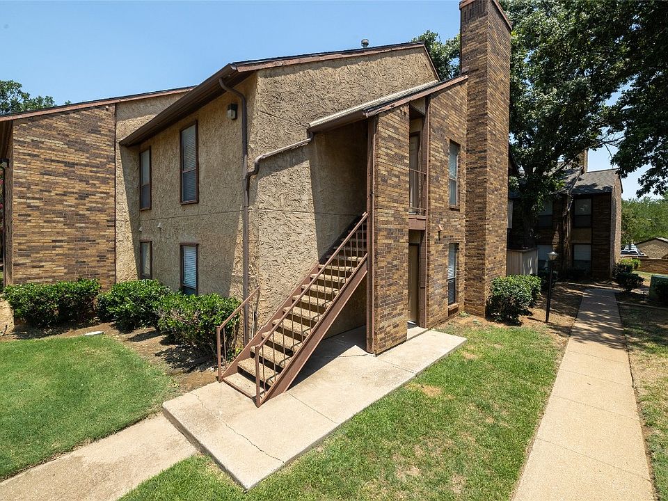 Cloisters Condominiums Arlington, TX Zillow