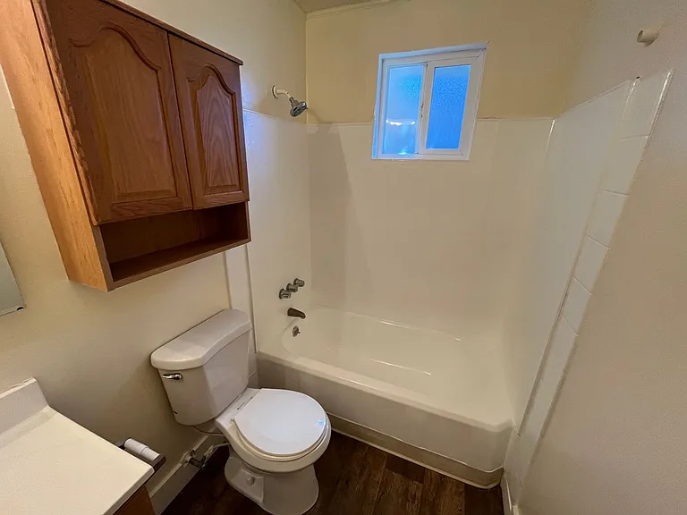 521 Hilmar St — Photo 15