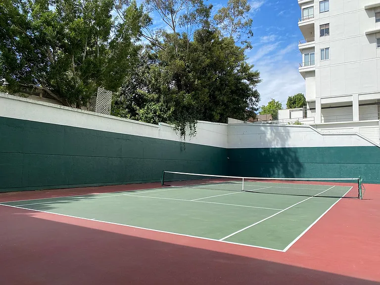 10535 Wilshire Blvd #1402 — Photo 36