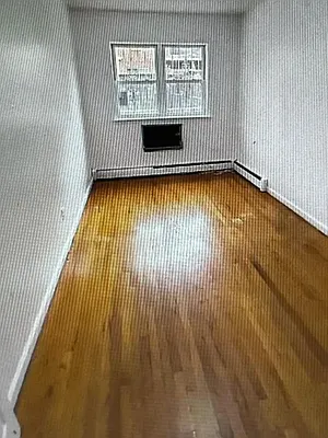 Rented by CENTURY 21 Sunny Gardens Realty, Inc. | media 7