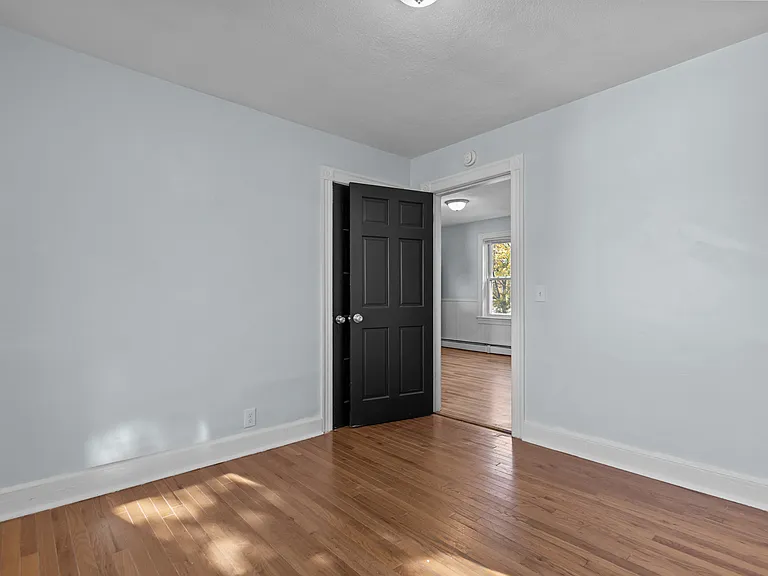 60 Morris Ave #2 — Photo 11