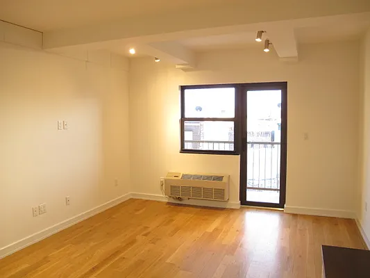 Rented by Residents Team | media 2