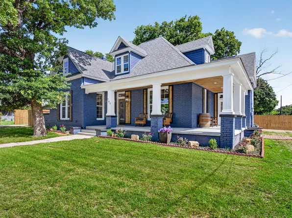 702 W Spring St, Weatherford, TX 76086