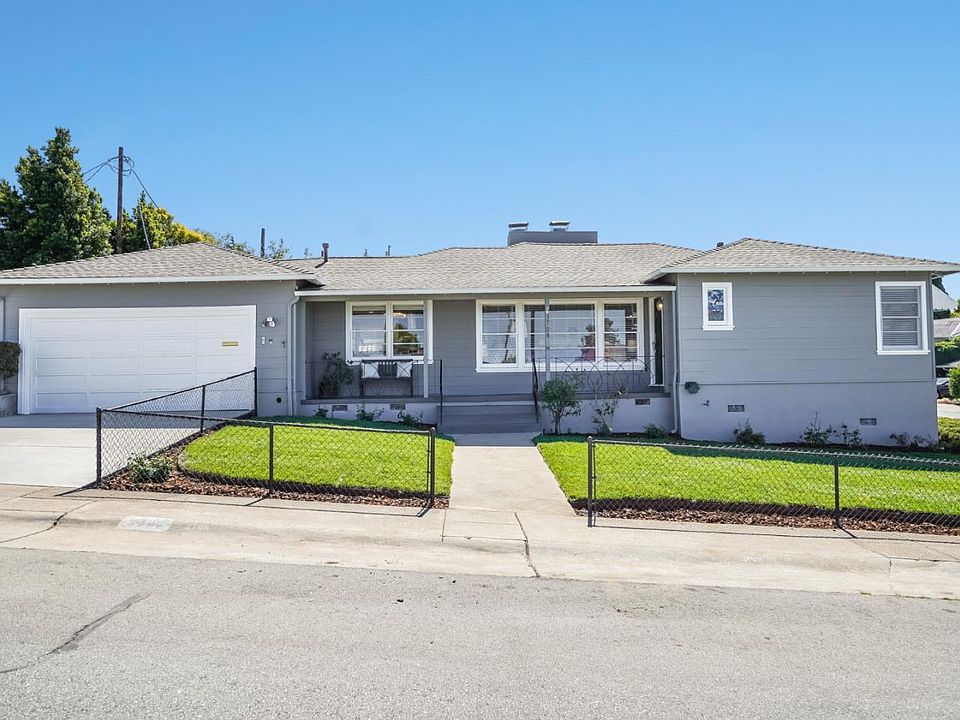 1st image of 3708 Lola St