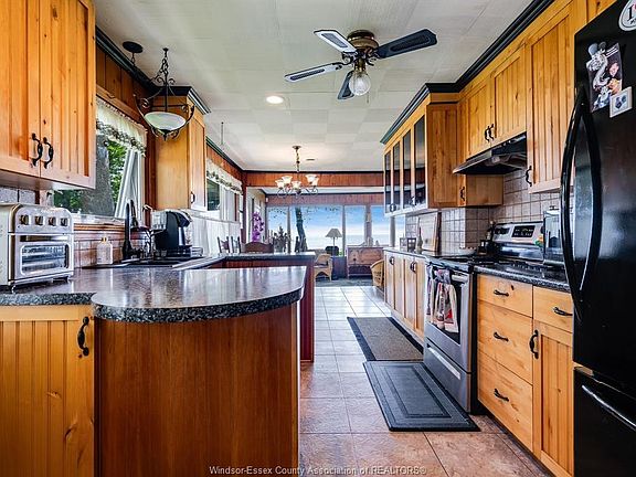3rd image of 961 Waters Beach Dr #959