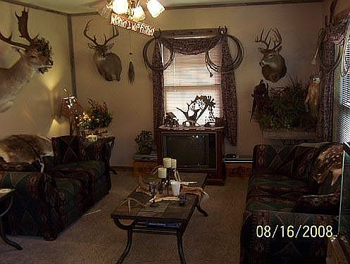 2nd image of 409 E Lindbergh Blvd