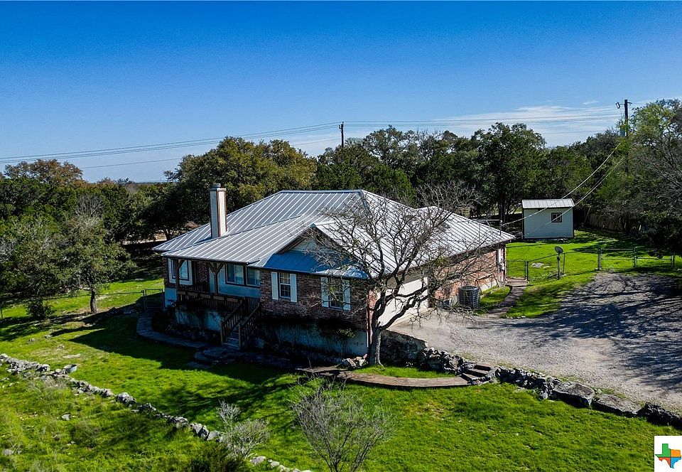 1st image of 3038 Oak Hollow Dr