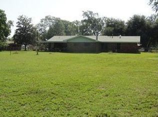 375 S Hearne St, Waskom, TX 75692
