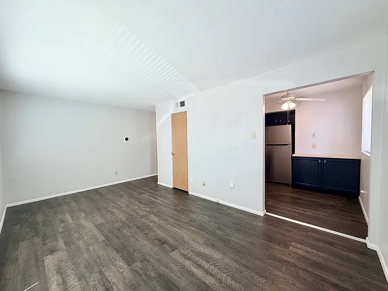 4133 Germania St #1B — Photo 5