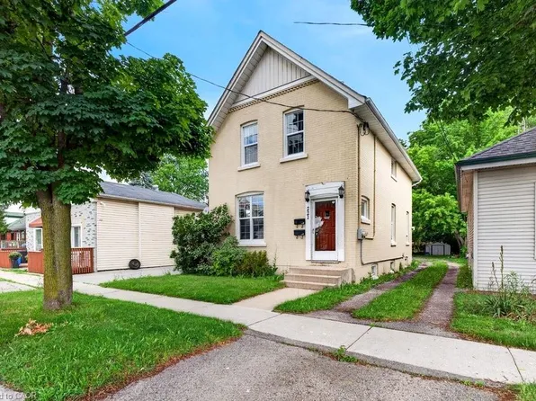 221 Grand River Ave, Brantford, ON N3T 4Y3