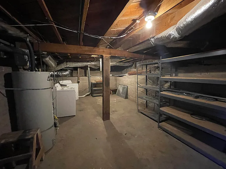 123 Maple St SE — Photo 32