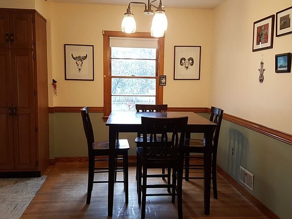 Dining off kitchen