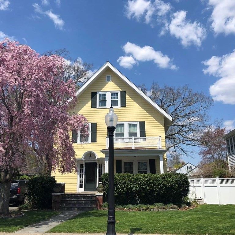 195 Bedford St, New Bedford, MA 02740 Zillow