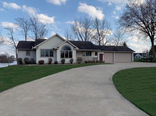 7134 Donegal Dr, Onsted, MI 49265