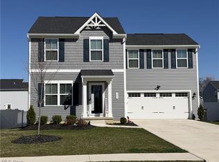 229 River Run Dr, Elyria, OH