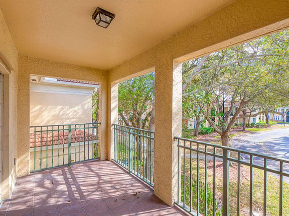 3rd image of 2400 Centergate Dr APT 202