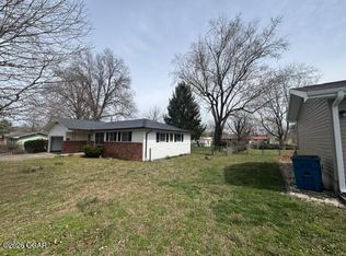 901 Flower Box Ln, Neosho, MO 64850