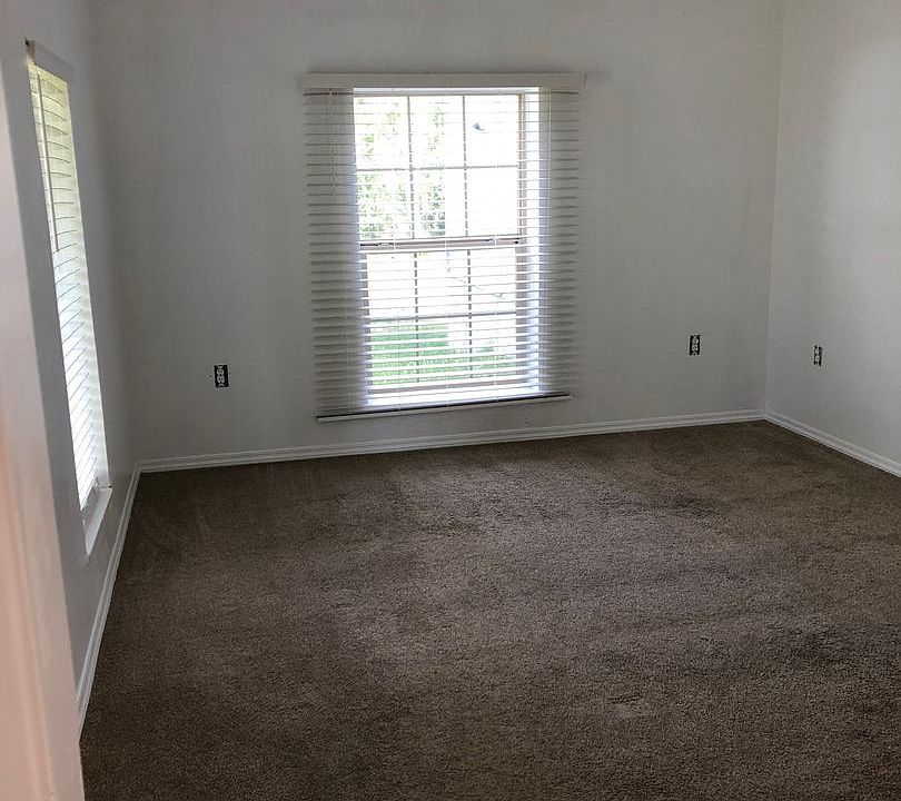 1st image of 2530 Goldhill Rd #6