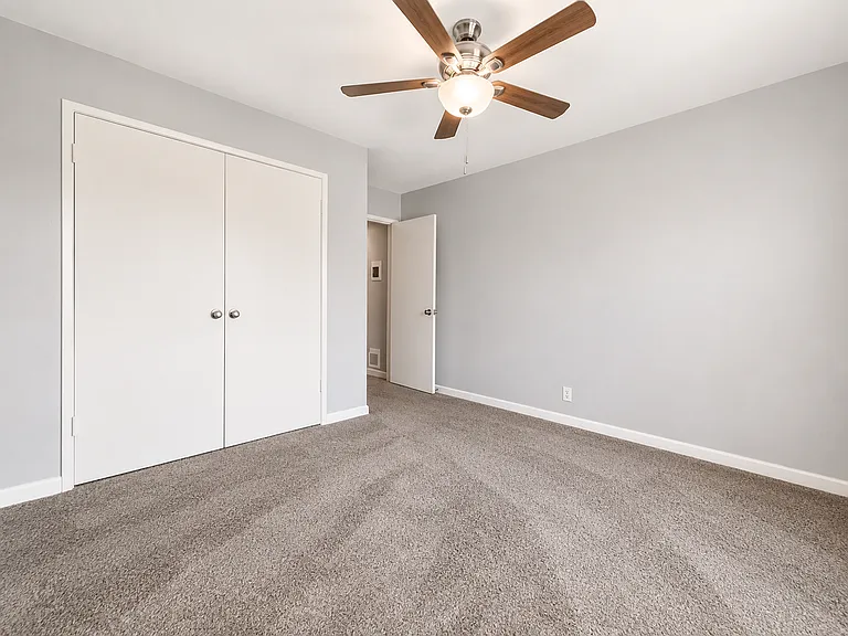 265 E Navilla Pl — Photo 6