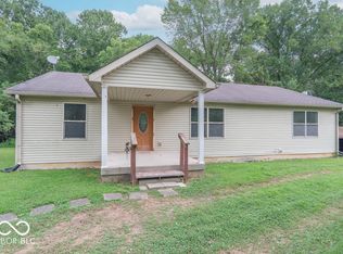 4007 Locust Grove Rd, Trafalgar, IN 46181