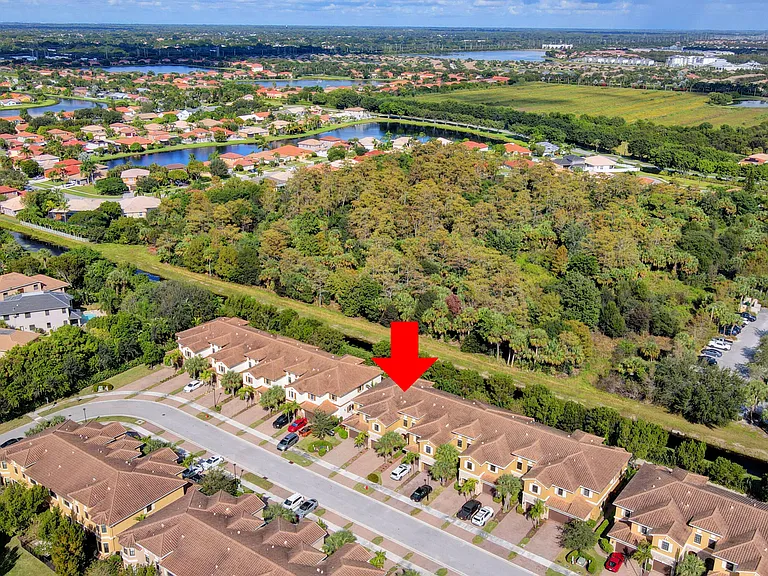 10342 Wellington Parc Dr — Photo 46